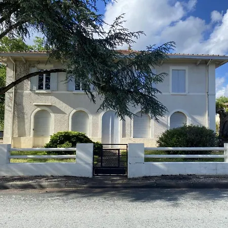 Maison Farol Bed and Breakfast