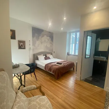 Maison Farol Bed & Breakfast