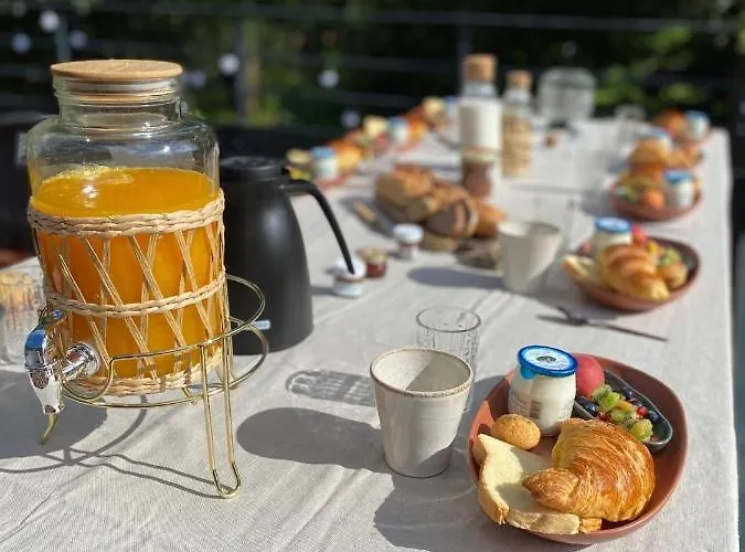 Maison Farol Bed & Breakfast