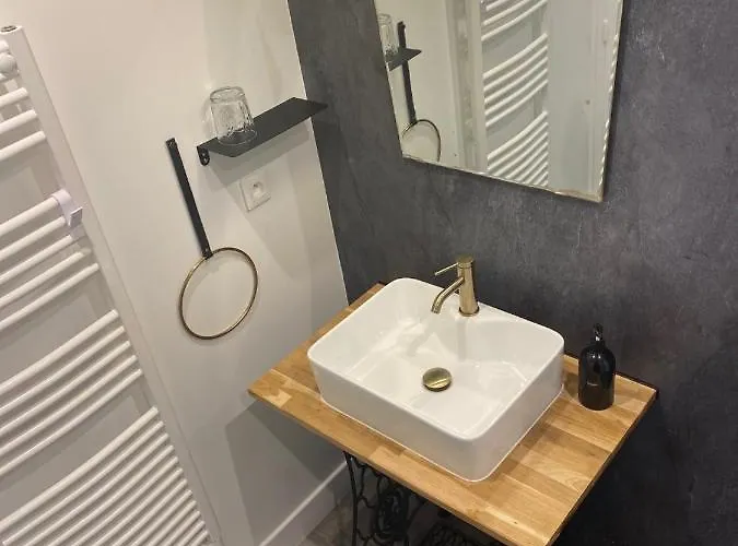 Bed & Breakfast Maison Farol 4*