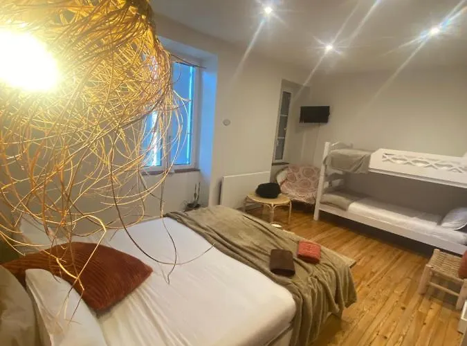 Bed & Breakfast Maison Farol 4*