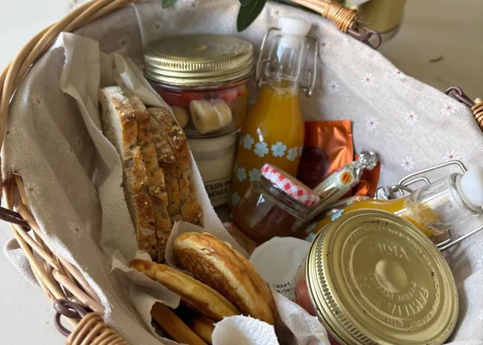 Bed & Breakfast Maison Farol 4*